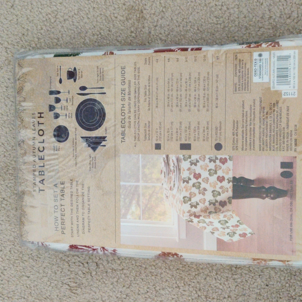 Tablecloth - Picture 2 of 4